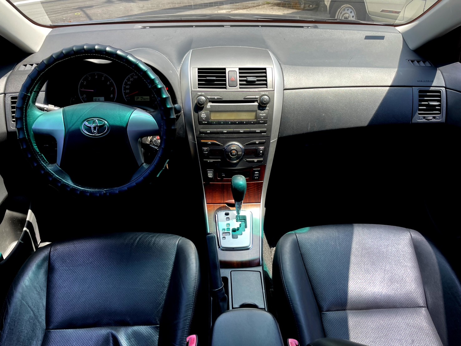 【皇碩超邁實車實價】2011年 Toyota Corolla Altis 1.8 E  第6張相片