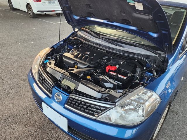 NISSAN日產 TIIDA  第4張相片