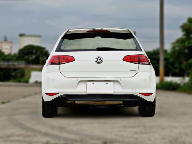 VOLKSWAGEN福斯 GOLF  第4張相片