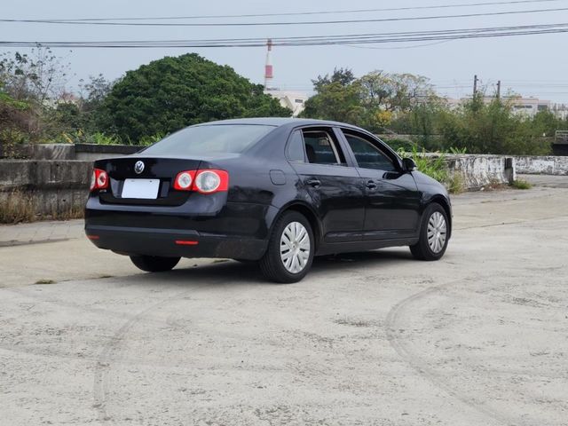 VOLKSWAGEN福斯 JETTA  第2張相片