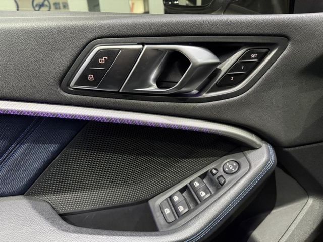 BMW/ 寶馬 218i  第14張相片