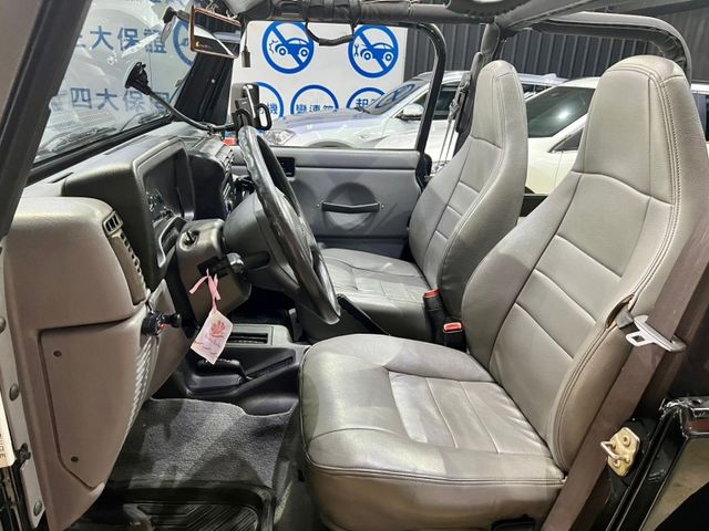 Jeep Wrangler(藍哥)  第7張相片