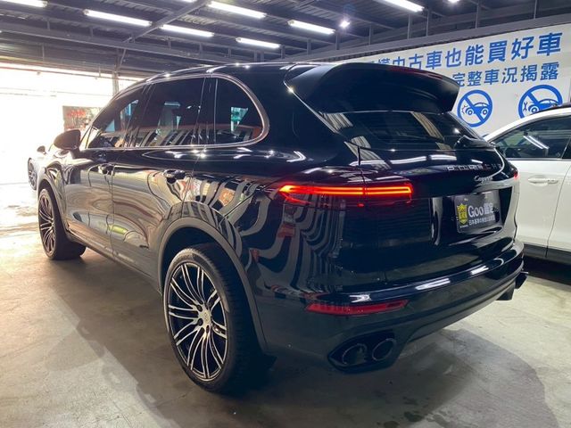 Porsche保時捷 Cayenne   第7張相片