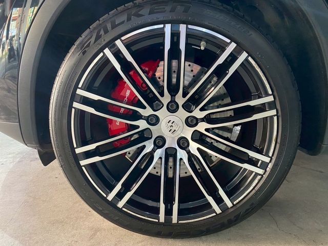 Porsche保時捷 Cayenne   第22張相片
