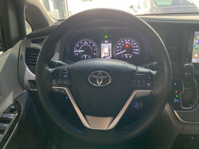 Toyota Sienna  第9張相片