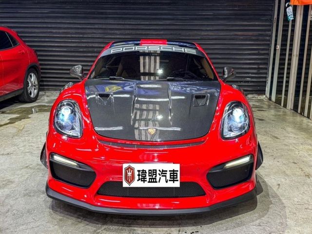 981 Cayman S 稀有3.4 全車崩品升級 GT4外觀/ X73電子懸吊/跑車計時器/BOSE音響/19吋鋁圈  全車TWL碳纖維套件 鍛造碳纖維GT4大尾翼/碳纖維引擎蓋/碳纖維開孔葉子版/碳纖維小尾翼/碳纖維後下/碳纖維風刀/ 碳纖維進氣側蓋/碳纖維側裙/碳纖維後下巴 /正蠍子排氣中尾段/新款GT方向盤  第3張相片