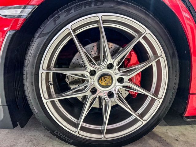 981 Cayman S 稀有3.4 全車崩品升級 GT4外觀/ X73電子懸吊/跑車計時器/BOSE音響/19吋鋁圈  全車TWL碳纖維套件 鍛造碳纖維GT4大尾翼/碳纖維引擎蓋/碳纖維開孔葉子版/碳纖維小尾翼/碳纖維後下/碳纖維風刀/ 碳纖維進氣側蓋/碳纖維側裙/碳纖維後下巴 /正蠍子排氣中尾段/新款GT方向盤  第9張相片