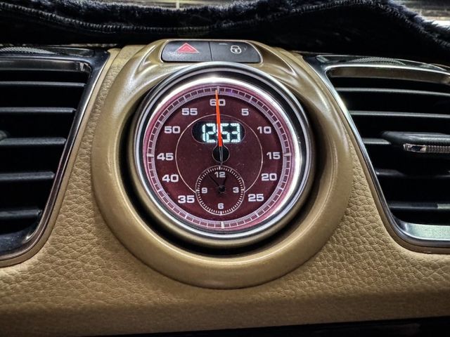 981 Cayman S 稀有3.4 全車崩品升級 GT4外觀/ X73電子懸吊/跑車計時器/BOSE音響/19吋鋁圈  全車TWL碳纖維套件 鍛造碳纖維GT4大尾翼/碳纖維引擎蓋/碳纖維開孔葉子版/碳纖維小尾翼/碳纖維後下/碳纖維風刀/ 碳纖維進氣側蓋/碳纖維側裙/碳纖維後下巴 /正蠍子排氣中尾段/新款GT方向盤  第16張相片