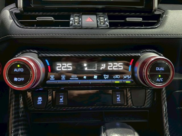 Toyota RAV4  第23張相片