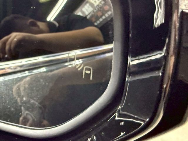 Lexus UX  第21張相片