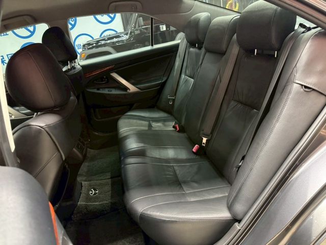 Toyota Camry  第13張相片