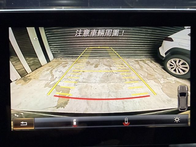 Mercedes-Benz/賓士 GLC300  第1張相片