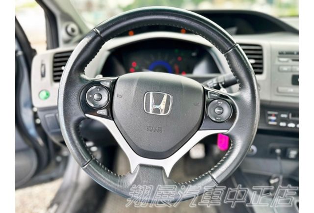 可全額貸款 零元交車 超低月付專案~ 免保人!!  第8張相片