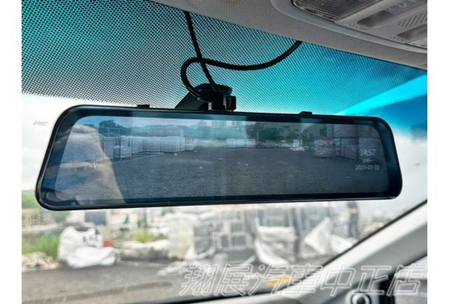 可全額貸款 零元交車 超低月付專案~ 免保人!!  第12張相片