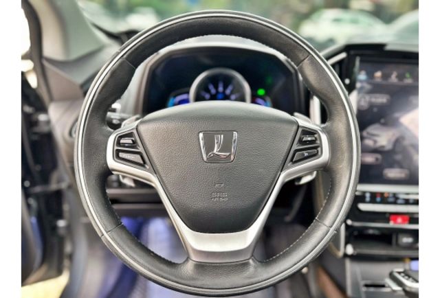 LUXGEN U6 GT  第11張相片