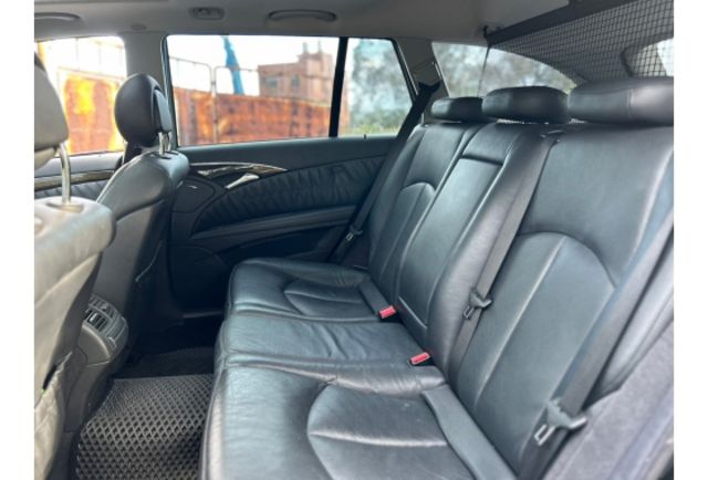 Benz E320 ESTATE  第11張相片