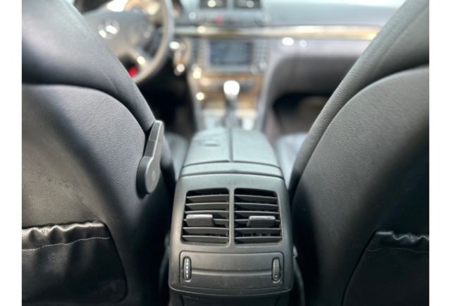 Benz E320 ESTATE  第12張相片