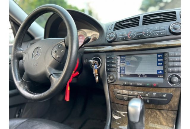 Benz E320 ESTATE  第13張相片