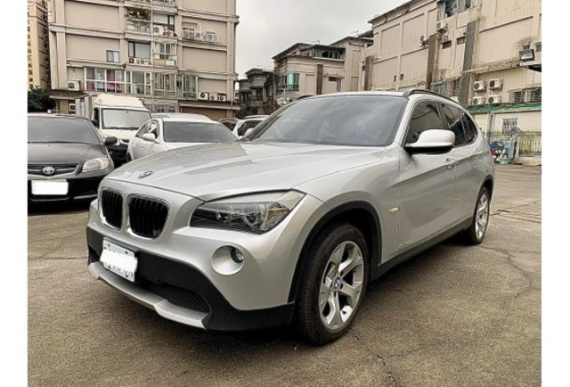 BMW X1  第1張相片