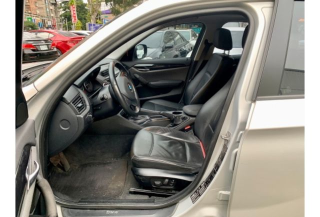 BMW X1  第8張相片
