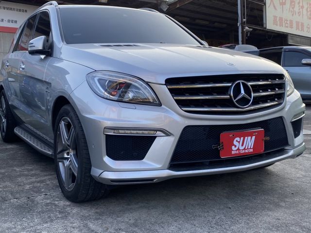 12年 ML63 V8中華賓士超跑聲浪 超大馬力最接近的時刻洽0928-288-833塗永森  第2張相片