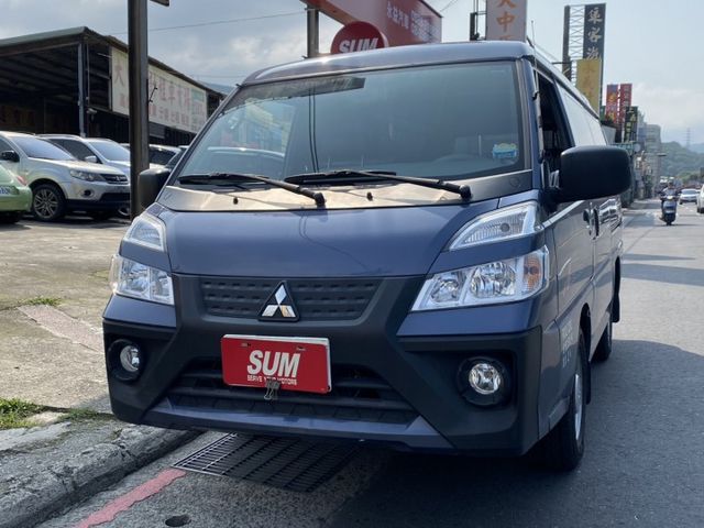 22年自排2人座廂車市場稀少自營商老闆首選洽0928-288-833塗永森  第2張相片