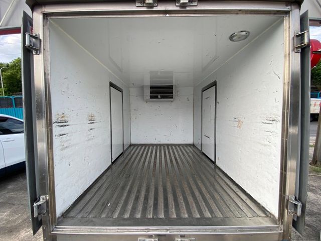 2021年冷凍車10mm公分菜市場的好幫手載魚載肉都好用洽0928-288-833塗永森  第7張相片