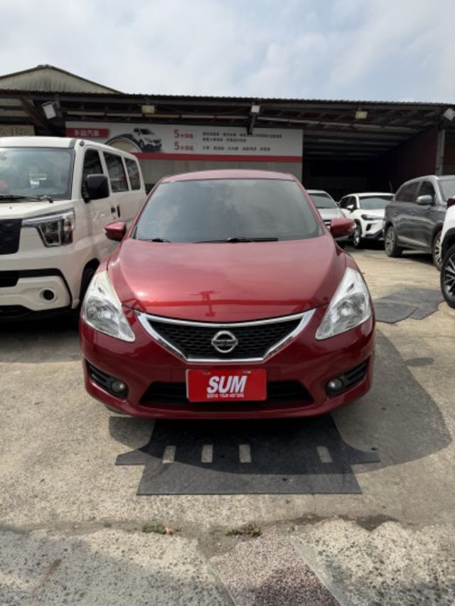 2015 TIIDA 外型俐落時尚、內裝精緻如新，兼具質感與實用的完美代步首選  第3張相片