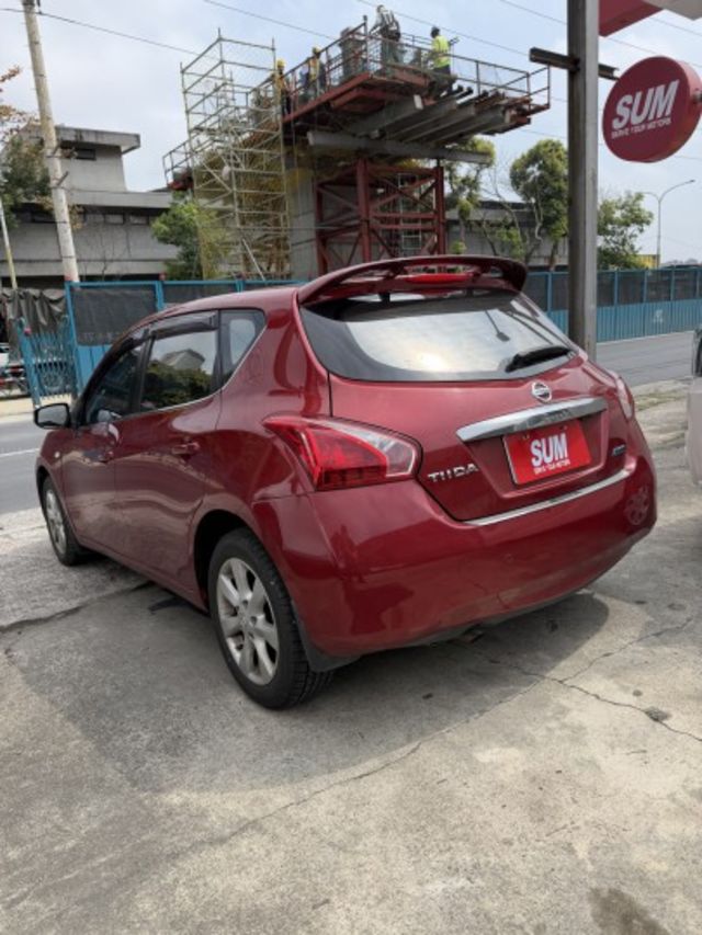 2015 TIIDA 外型俐落時尚、內裝精緻如新，兼具質感與實用的完美代步首選  第5張相片