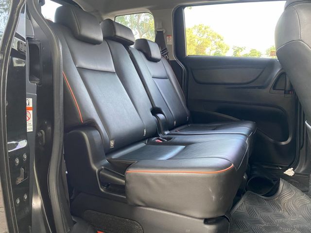 大空間、小油耗，全家出遊最剛好｜2019 Toyota Sienta，台灣二手市場超人氣七人座首選！  第8張相片
