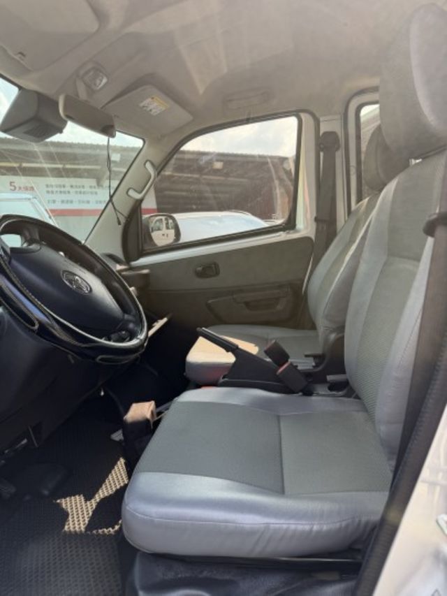 2023 Toyota Town Ace｜省油耐操超能載，陪你打拼每一趟！  第6張相片