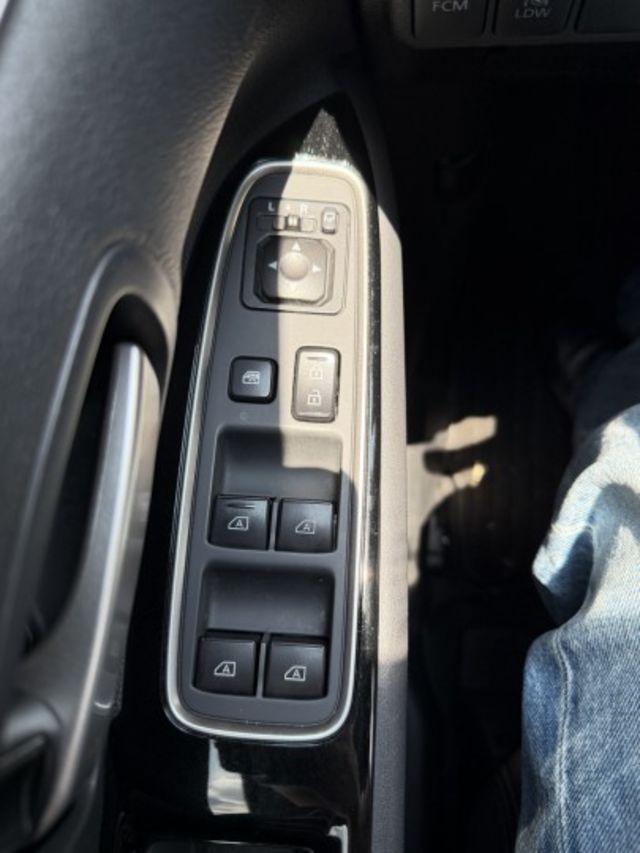 2020 Mitsubishi Outlander｜空間大、配備滿、全家出遊一台搞定！  第10張相片