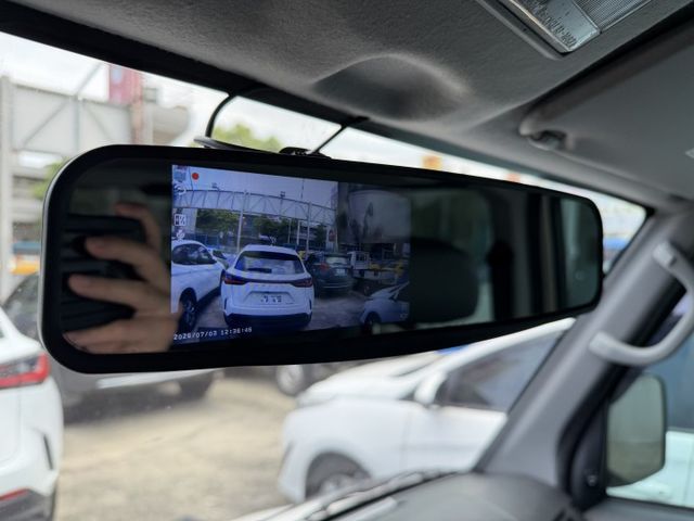 2021 Mitsubishi VERYCA A180 廂車｜創業好夥伴，載貨、通勤一台搞定！  第5張相片