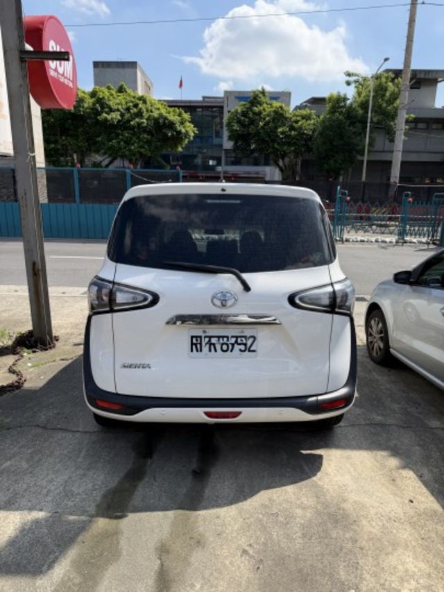 2020 TOYOTA SIENTA｜靈活七人座大空間，家庭出遊、日常通勤，一台就搞定！  第9張相片