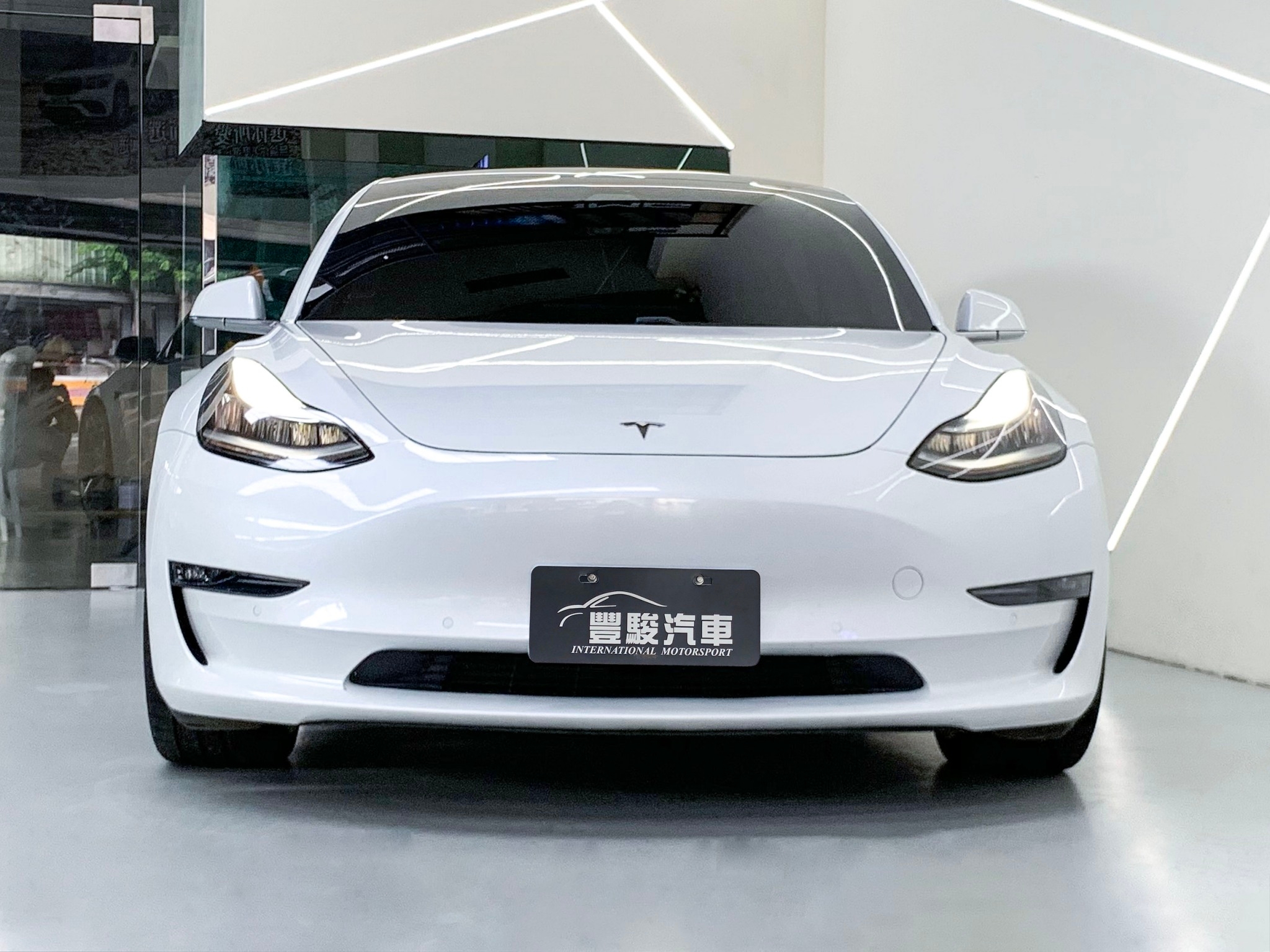即刻入主純電車 Model3 P版.零百3.4秒.全速域跟車.環景  第3張相片