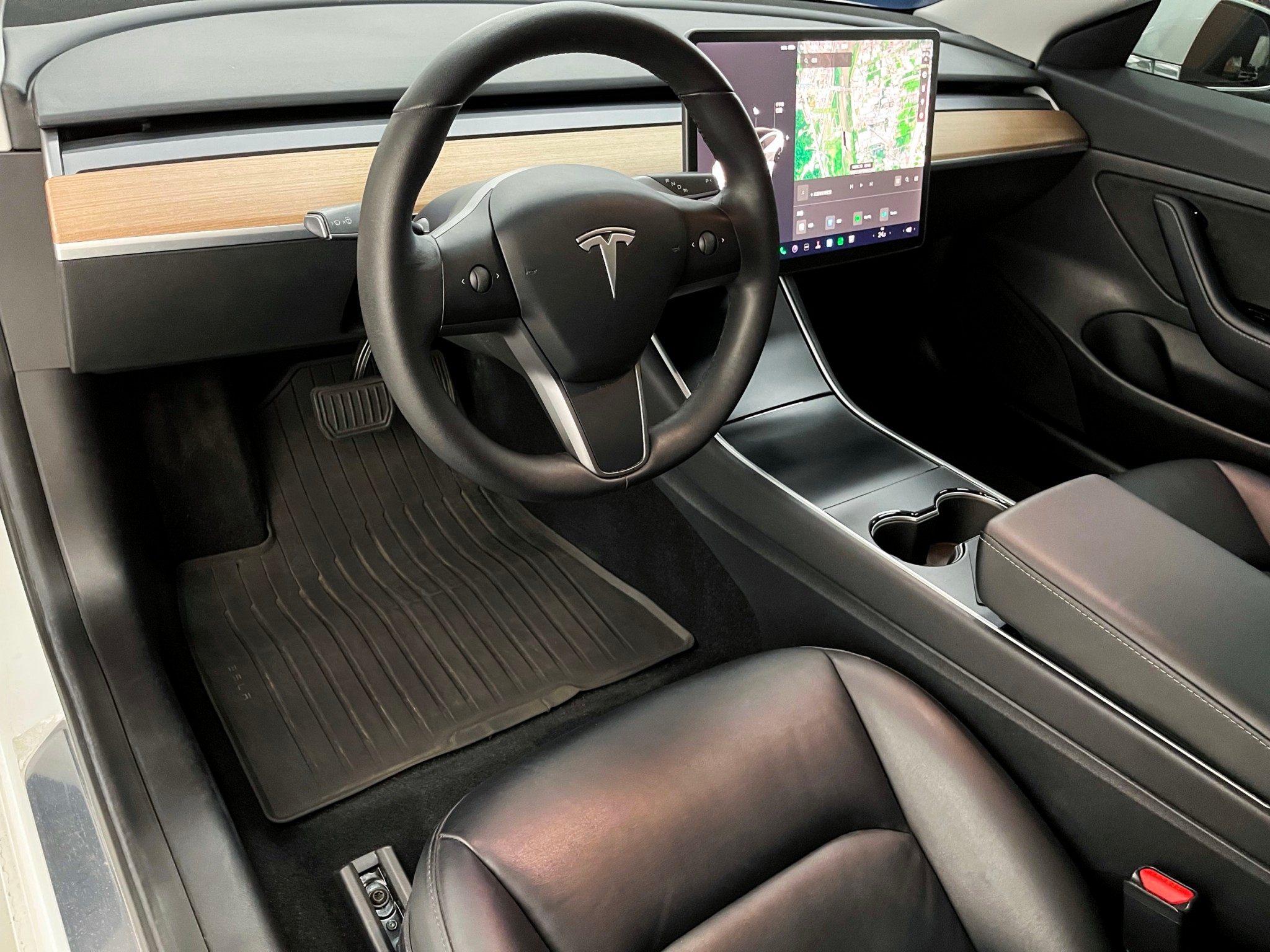 Model3 SR版本.頂級連線.全速域跟車.環景 挑戰最低價  第5張相片