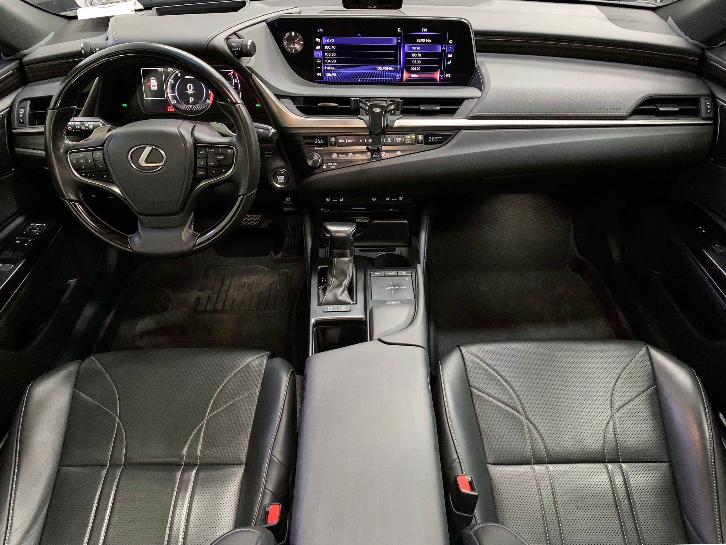 2018 ES250 旗艦版 ACC主動跟車 360環景 電動全景天窗 抬顯  第8張相片