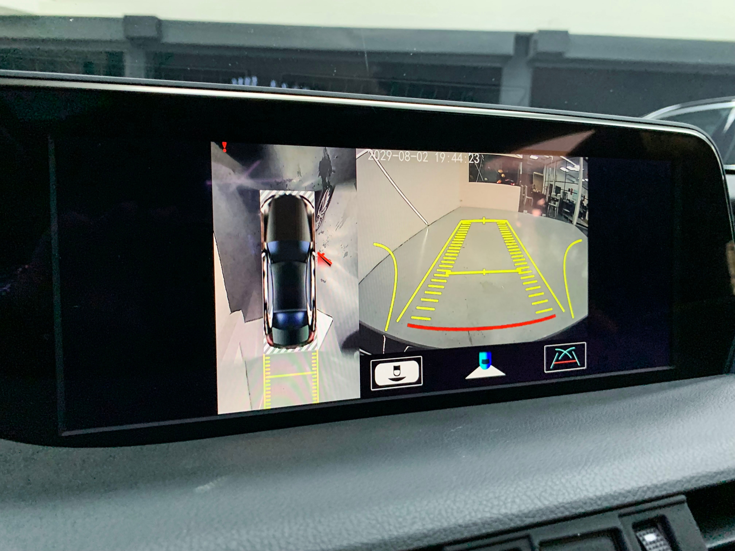 2018 ES250 旗艦版 ACC主動跟車 360環景 電動全景天窗 抬顯  第12張相片