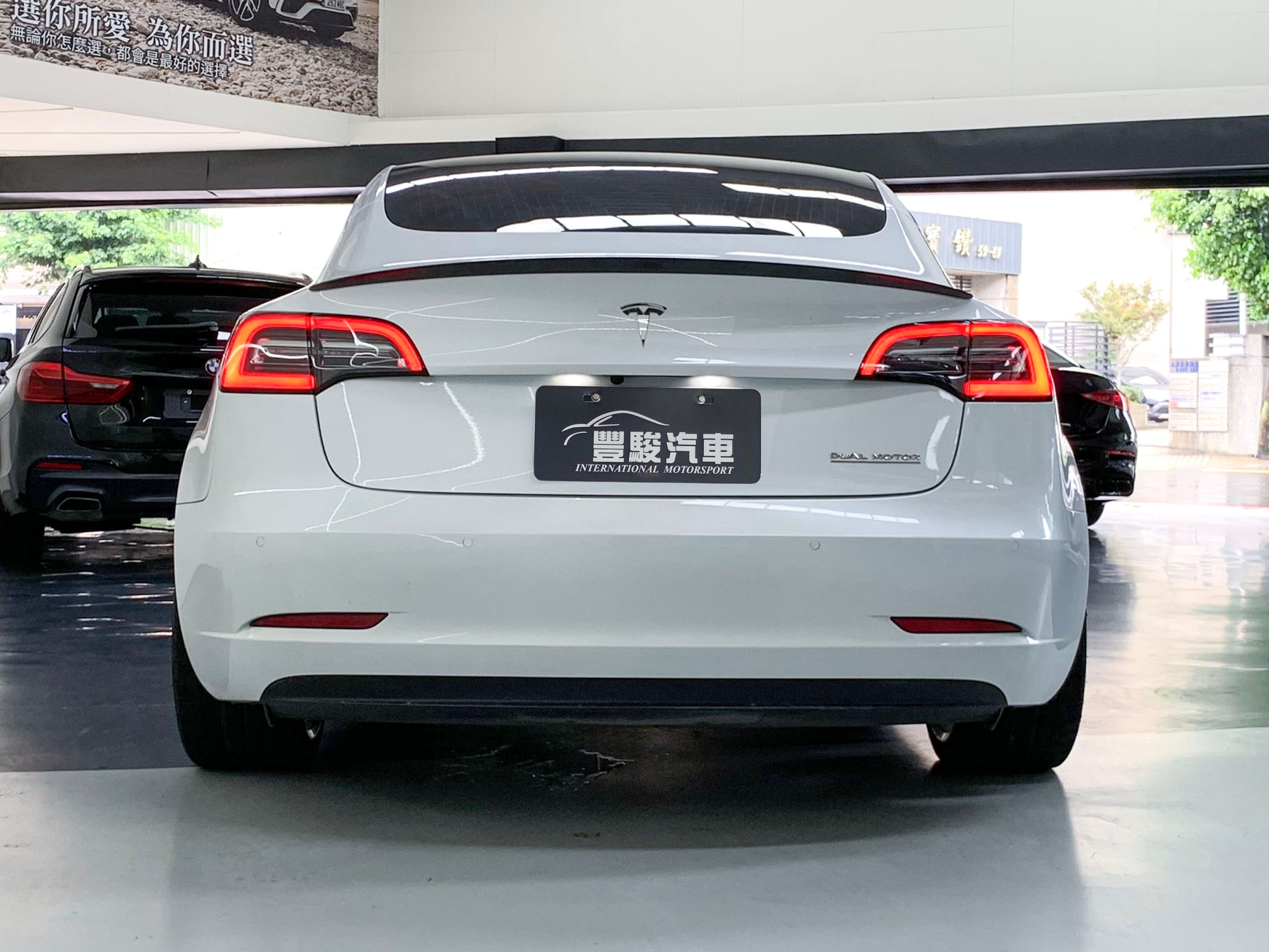 Model3 P版.20吋鍛造框.全速域跟車.全景  第5張相片