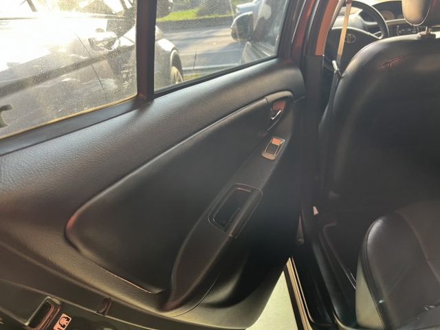 1,500cc便宜即可入手代步車  第19張相片