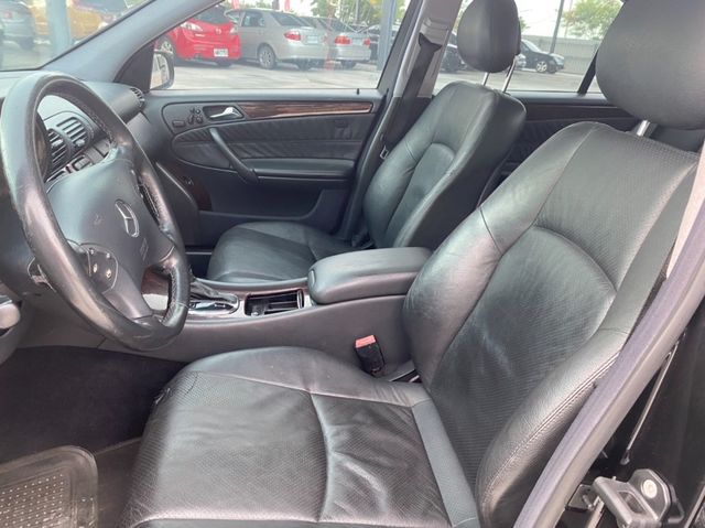 M-BENZ賓士 C240  第6張相片