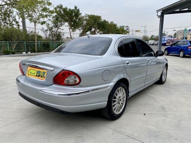 JAGUAR捷豹 X-TYPE  第2張相片