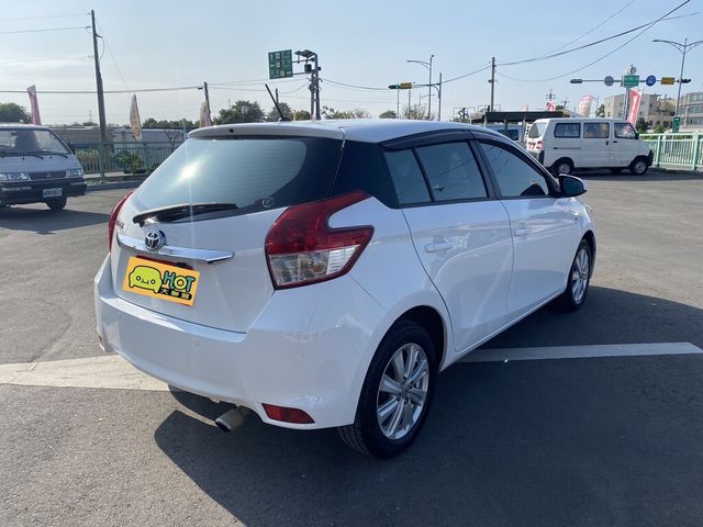 TOYOTA豐田 YARIS  第2張相片