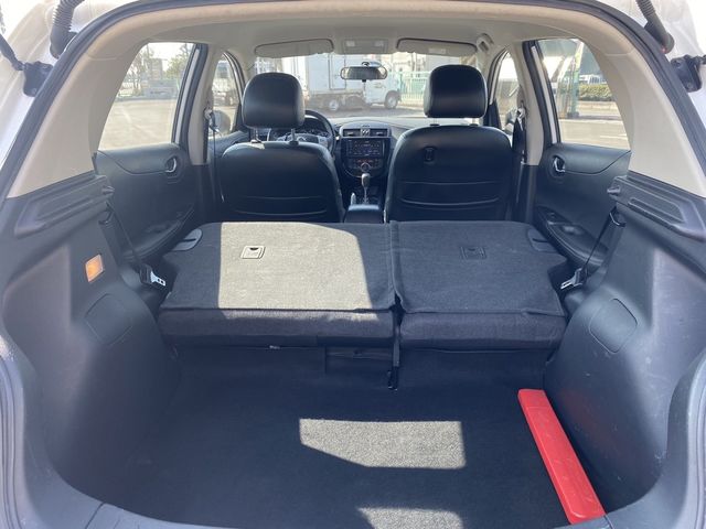 NISSAN日產 TIIDA  第13張相片
