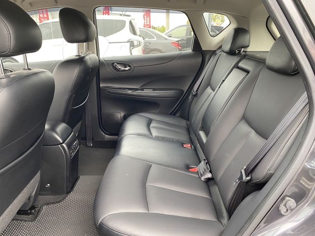 NISSAN日產 TIIDA  第13張相片