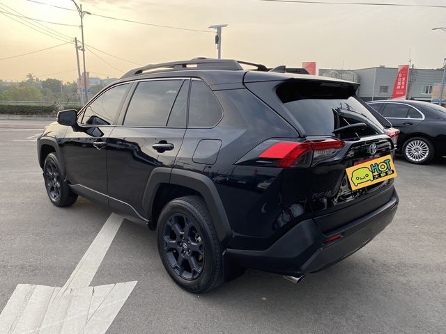 TOYOTA豐田 RAV4  第25張相片