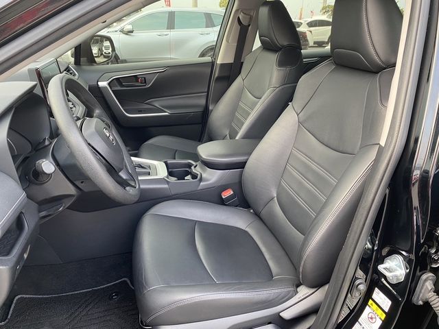TOYOTA豐田 RAV4  第11張相片