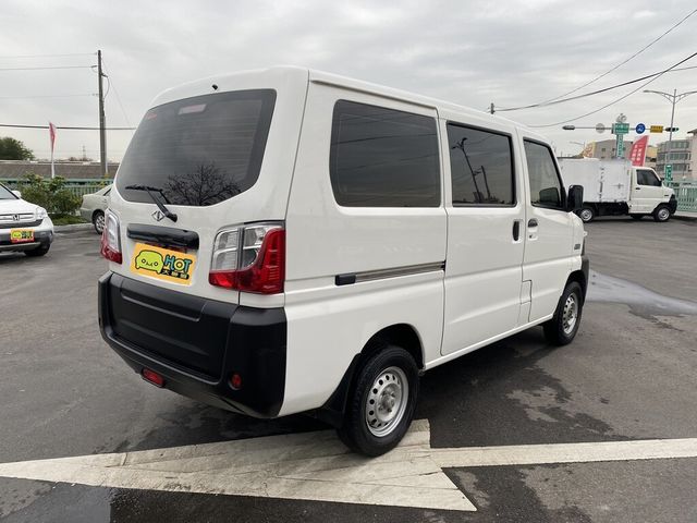 MITSUBISHI三菱 VERYCA  第2張相片