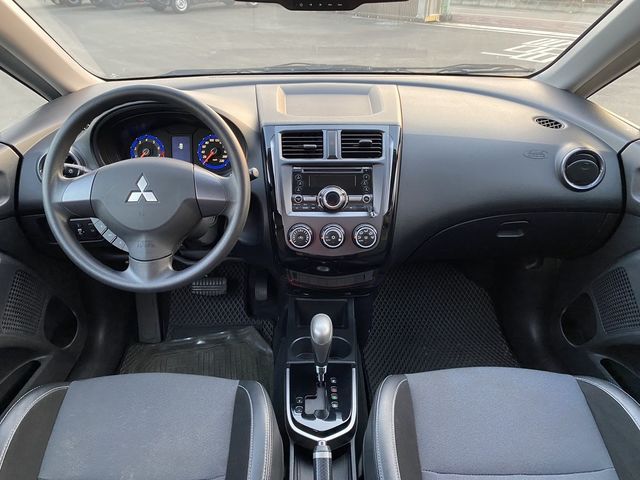 MITSUBISHI三菱 COLT PLUS  第5張相片