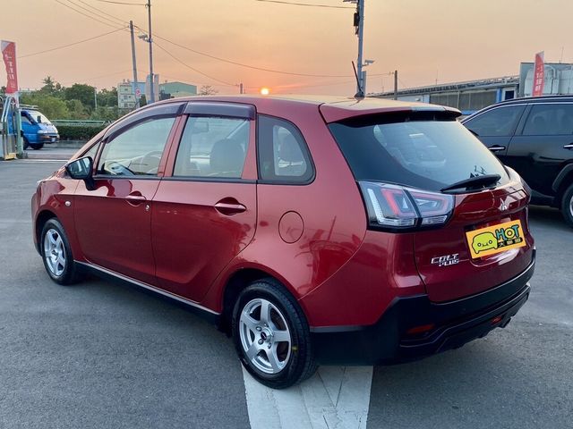 MITSUBISHI三菱 COLT PLUS  第10張相片